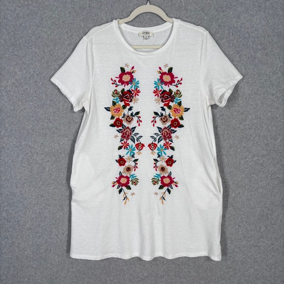 Umgee Dresses & Skirts - UMGEE‎ Embroidered T Shirt Tunic Dress Medium Pockets Cottage Boho Lounge Comfy